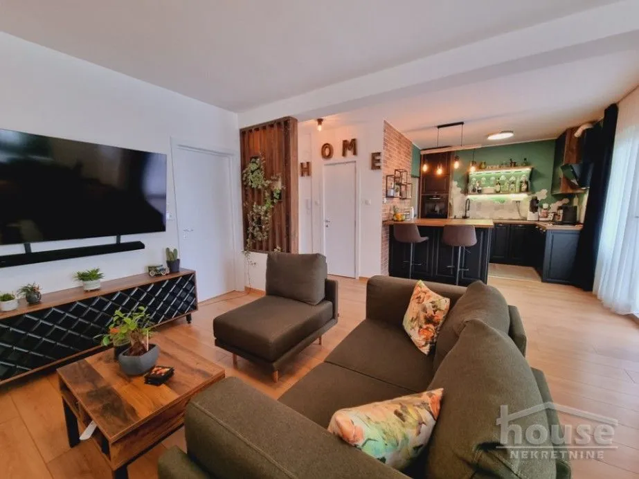 Sale, four bedroom apartment, 100m², Adice, Novi Sad Sve Podlokacije