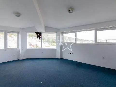 Sale, office space, 900m², Mareza, Podgorica - image 14