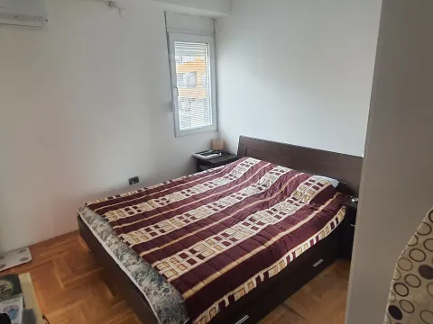 Prodaja, trosoban stan, 91m², 1 maj, Podgorica - image 3