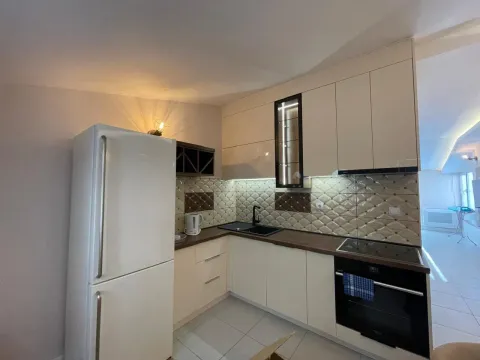 Izdavanje, garsonjera, 40m², Sveti Stefan, Budva - image 16