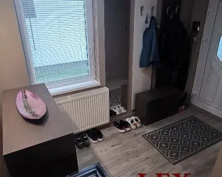 Prodaja, kuća, 107m², Pecinci, Srbija - image 10