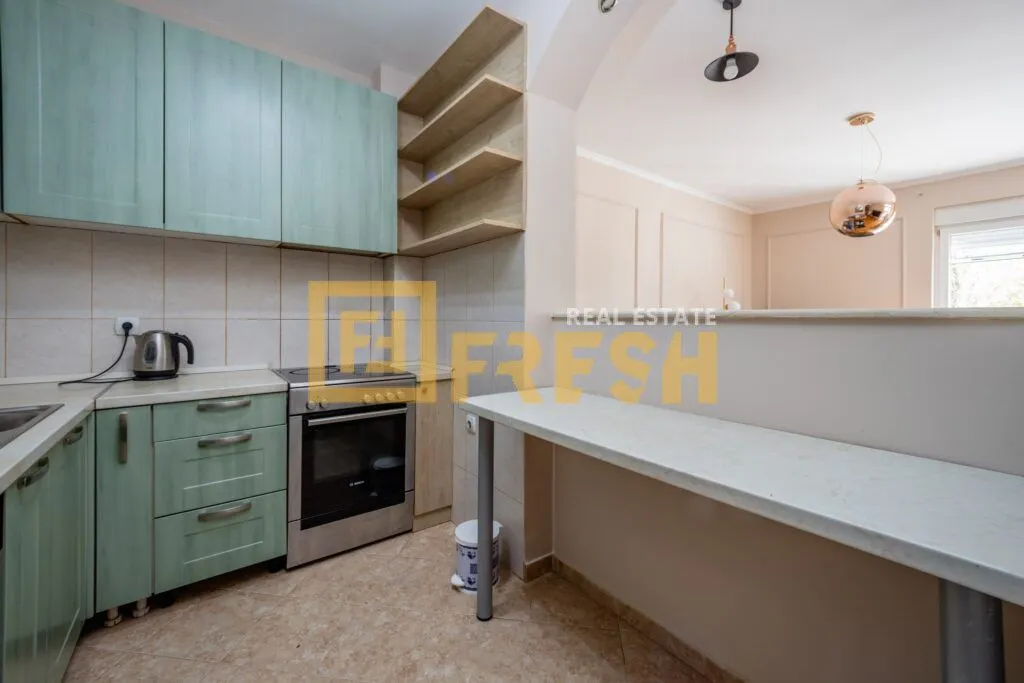 Prodaja, dvosoban stan, 70m², Cetinje, Crna Gora