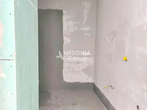 Prodaja, četvorosoban stan, 145m², Lion, Zvezdara Sve Podlokacije - image 5