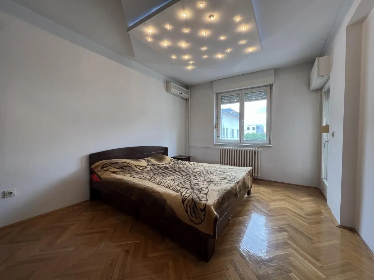 Prodaja, stan, 101m², Bulevar Oslobodjenja, Novi Sad Sve Podlokacije