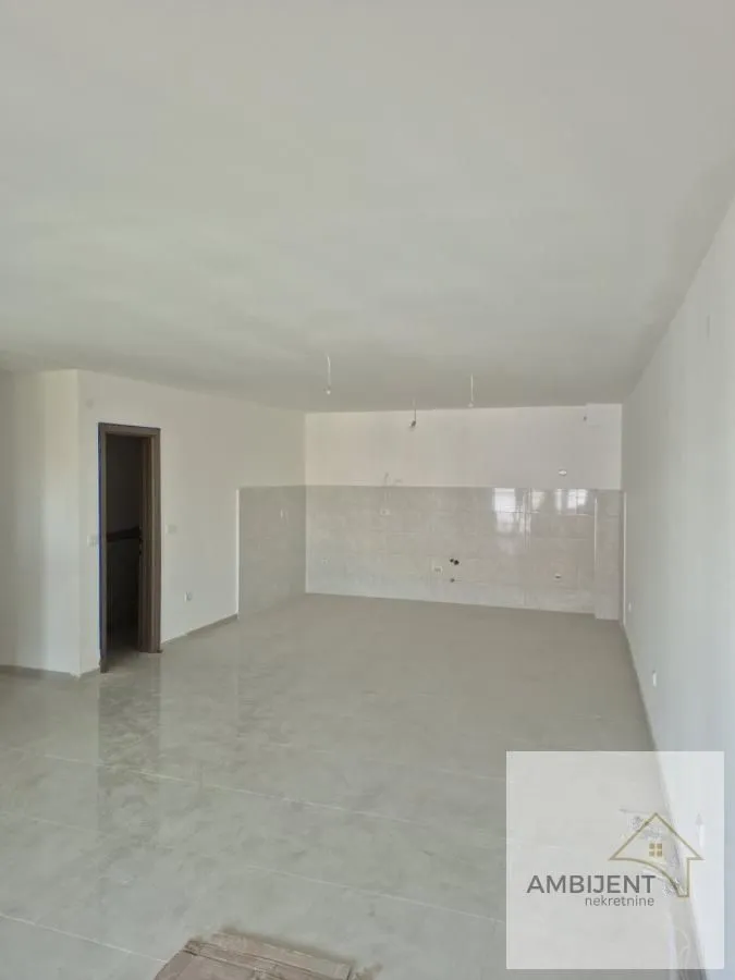 Prodaja, trosoban stan, 102m², Kotež 1, Pančevo