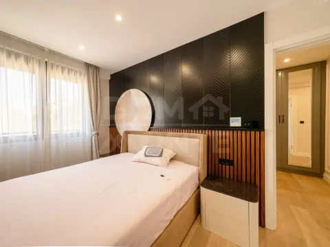 Rent, three bedroom apartment, 119m², Tivat, Crna Gora - image 16