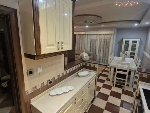 Izdavanje, dvosoban stan, 84m², Krivi Most, Podgorica - image 15