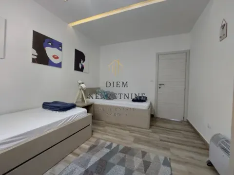 Rent, two bedroom apartment, 70m², Dobrota, Kotor - image 10