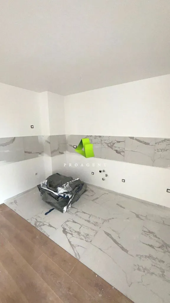 Prodaja, trosoban stan, 59m², Medijana, Niš