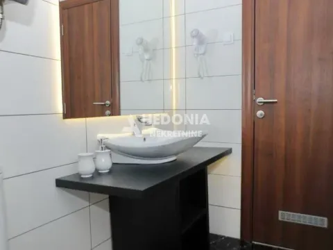 Prodaja, trosoban stan, 90m², Stari Grad, Beograd - image 10