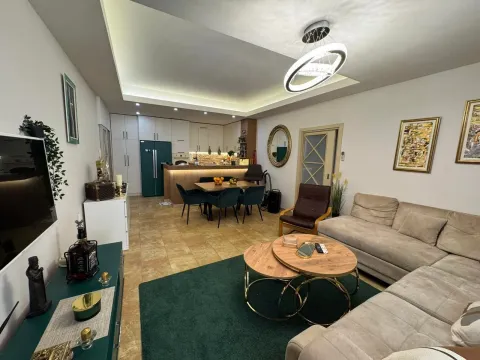 Sale, two bedroom apartment, 82m², Budva, Crna Gora - image 4