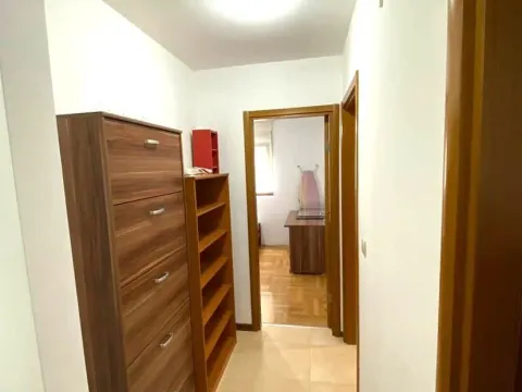 Rent, two bedroom apartment, 55m², Stari Aerodrom, Podgorica - image 6