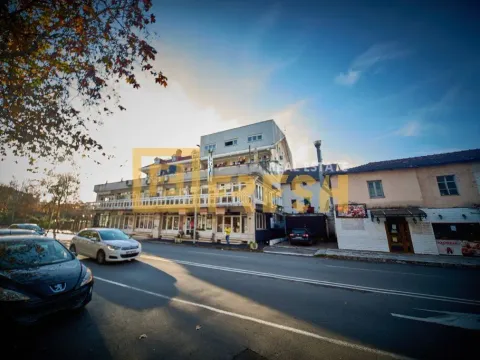 Izdavanje, poslovni prostor, 140m², Centar, Podgorica - image 1