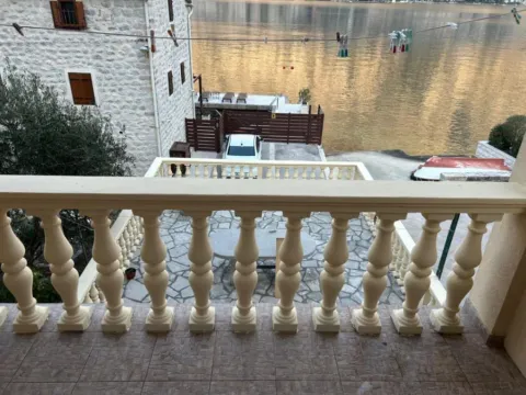 Prodaja, kuća, 316m², Muo, Kotor - image 2