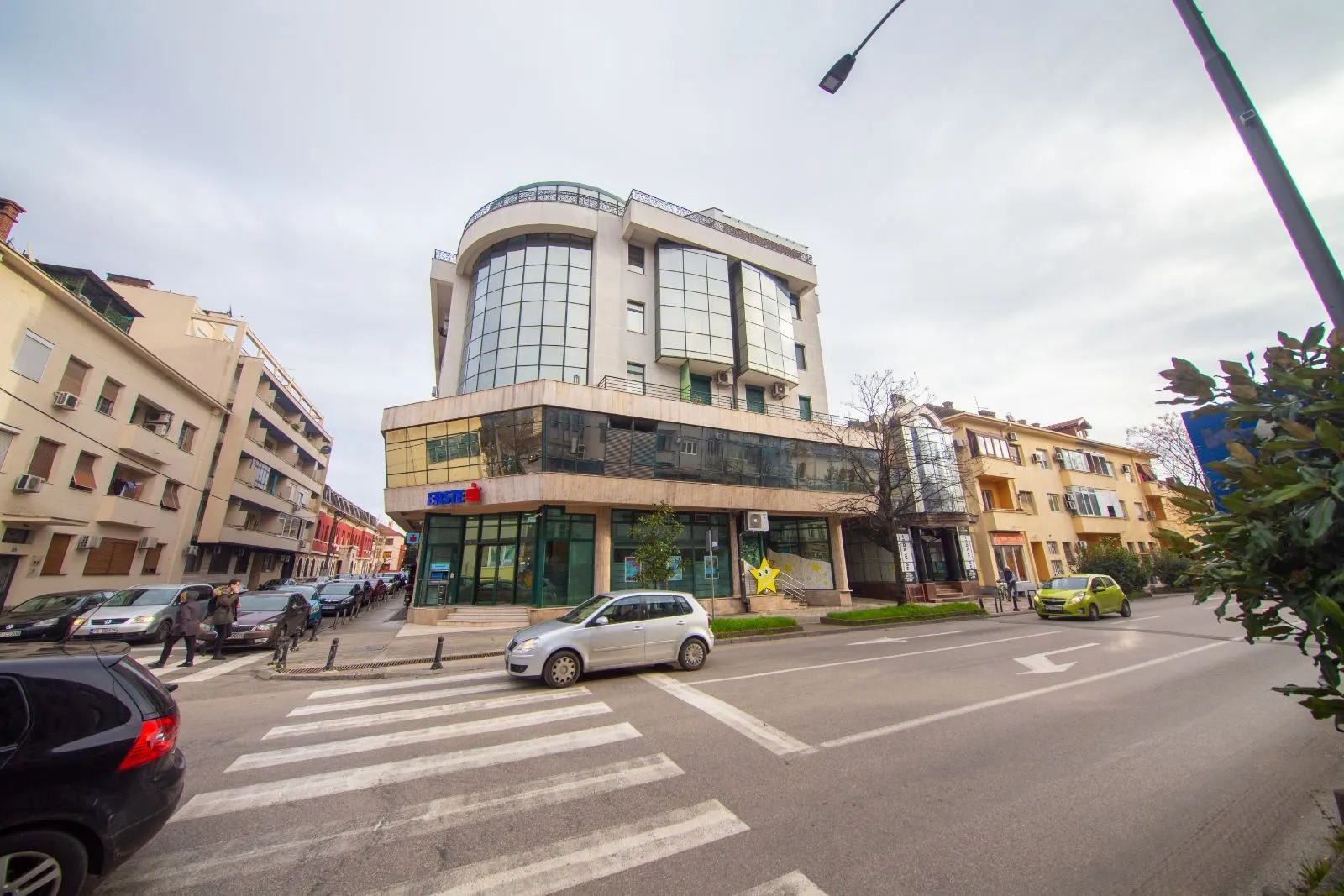 Prodaja, dvosoban stan, 84m², Centar, Podgorica