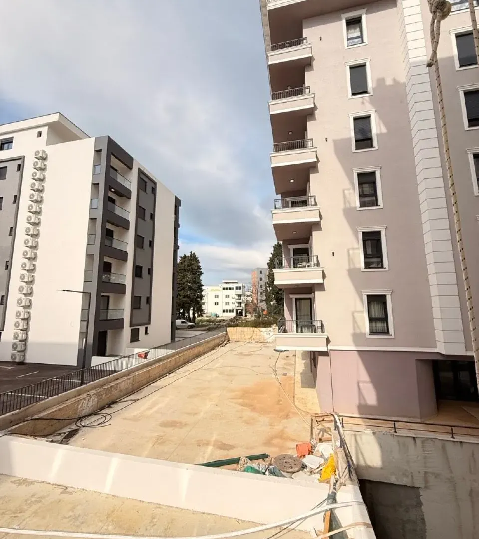 Sale, two bedroom apartment, 72m², Ilino, Bar