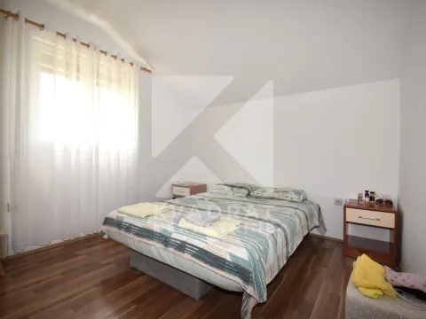 Prodaja, kuća, 220m², Donji Kokoti, Podgorica - image 4