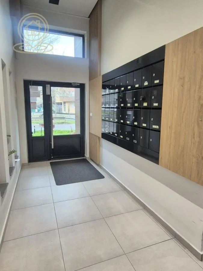 Prodaja, trosoban stan, 66m², Podbara, Novi Sad Sve Podlokacije