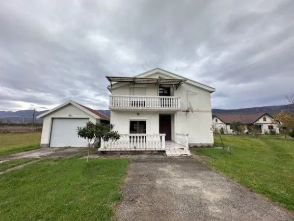 Prodaja, kuća, 145m², Spuž, Danilovgrad