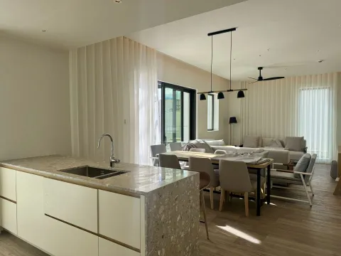 Prodaja, stan, 199m², Porto Montenegro, Tivat - image 3