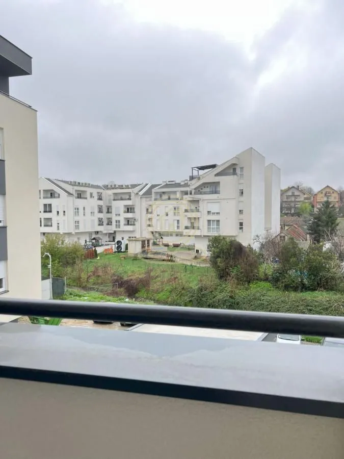Izdavanje, dvosoban stan, 42m², Petrovaradin, Novi Sad