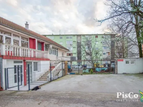 Prodaja, kuća, 150m², Centar, Podgorica - image 13