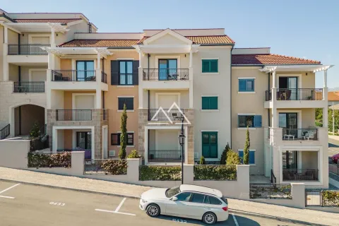 Prodaja, jednosoban stan, 70m², Luštica Bay, Tivat - image 17