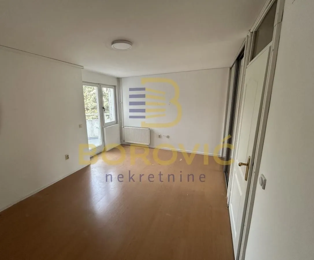 Sale, apartment, 176m², Autokomanda, Voždovac Sve Podlokacije