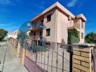 Izdavanje, kuća, 360m², Centar, Stara Pazova - image 17