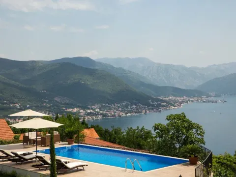 Prodaja, kuća, 235m², Tivat, Crna Gora - image 5