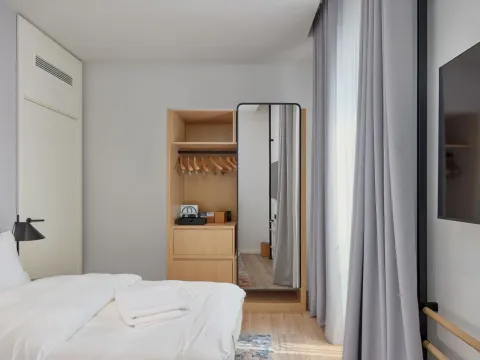 Prodaja, dvosoban stan, 115m², Tivat, Crna Gora - image 9