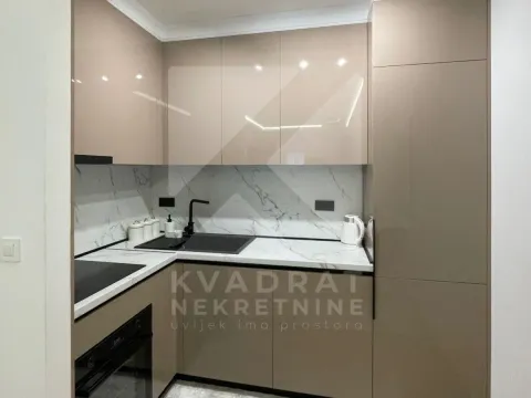 Izdavanje, jednosoban stan, 47m², New City, Podgorica - image 7