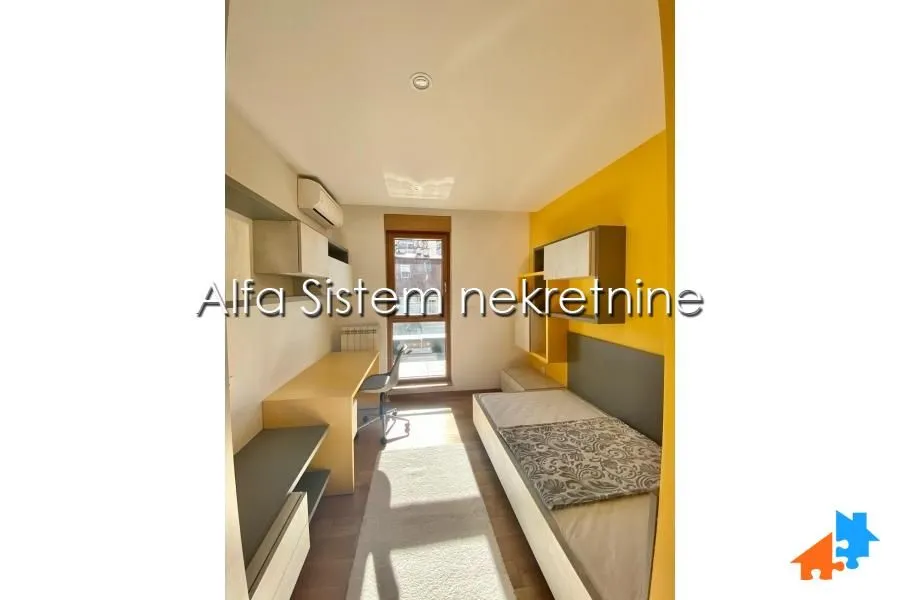 Rent, four bedroom apartment, 194m², Tašmajdan, Palilula Sve Podlokacije