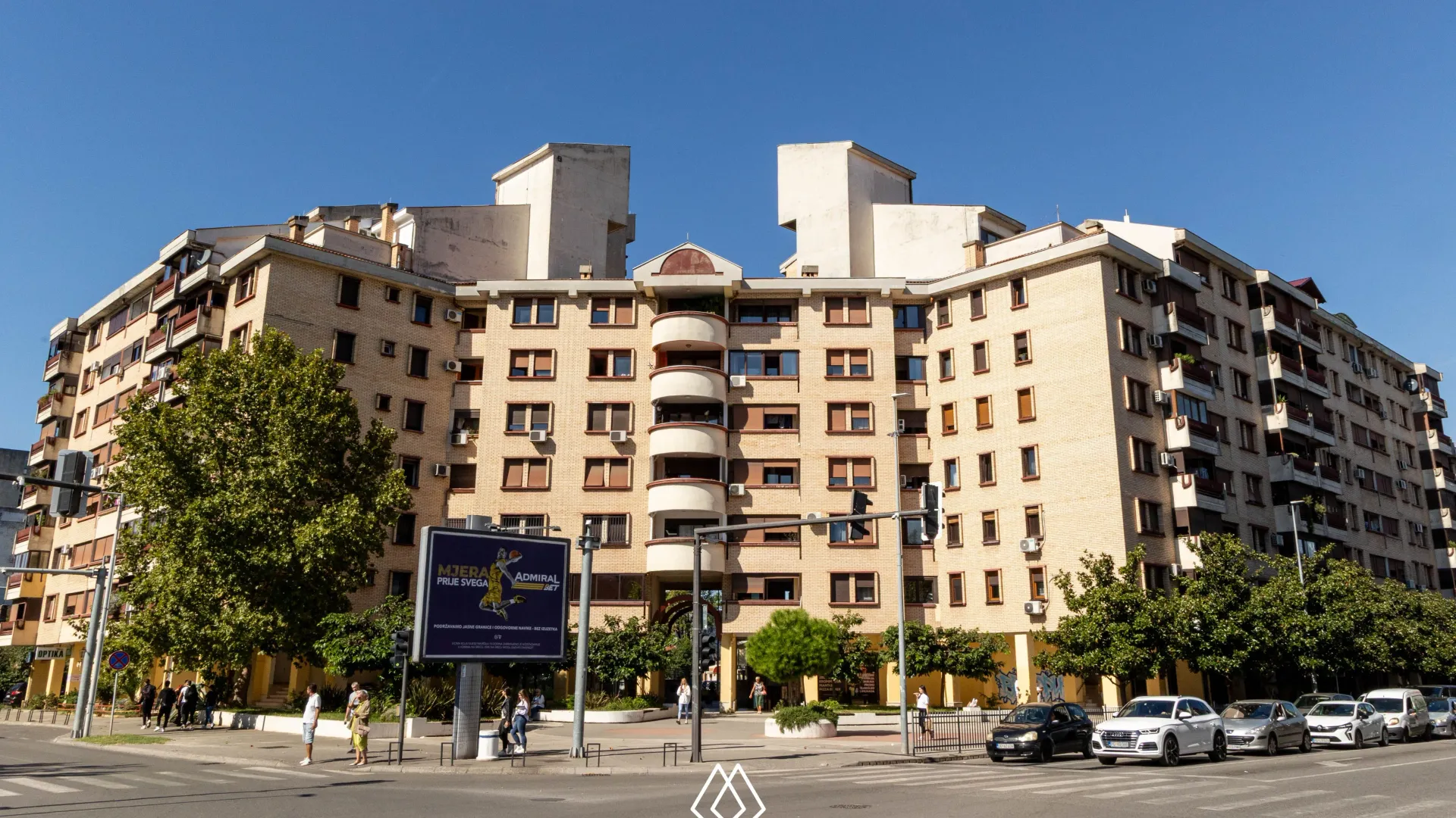 Prodaja, trosoban stan, 120m², Blok 7, Podgorica