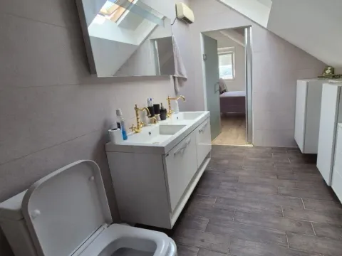 Prodaja, dvosoban stan, 120m², Stari Aerodrom, Podgorica - image 3