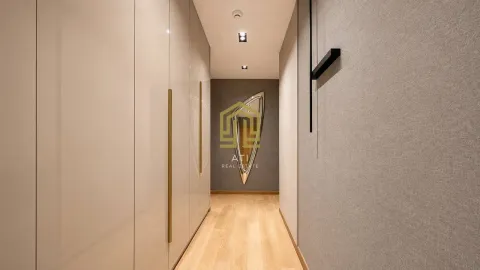 Prodaja, trosoban stan, 142m², Centar, Budva - image 10