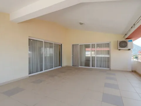 Sale, three bedroom apartment, 222m², Budva, Crna Gora - image 19