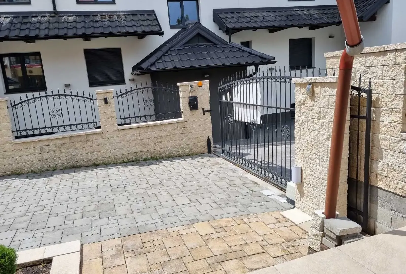 Prodaja, ugostiteljski objekat, 358m², Centar, Zlatibor