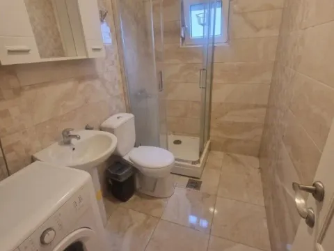 Izdavanje, jednosoban stan, 50m², Donja Lastva, Tivat - image 4