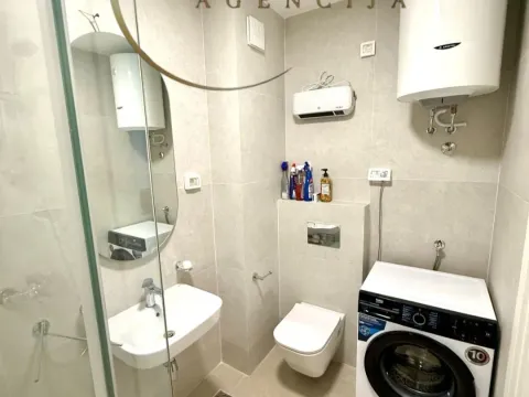 Rent, one bedroom apartment, 42m², Pobrežje, Podgorica - image 10