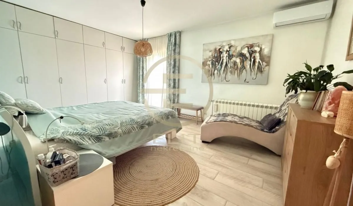 Sale, house, 273m², Petrovaradin, Novi Sad