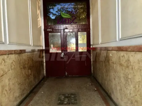 Prodaja, dvosoban stan, 74m², Savski Venac, Beograd - image 18