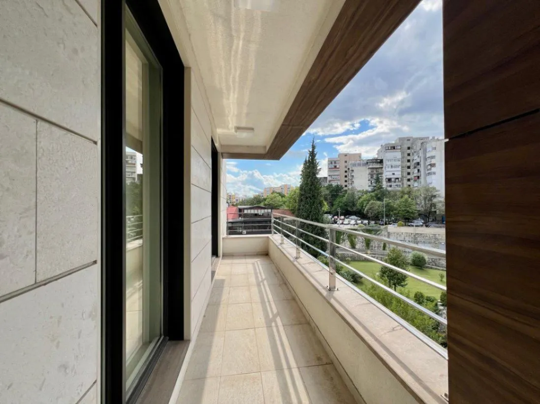 Rent, apartment, 119m², Centar, Podgorica