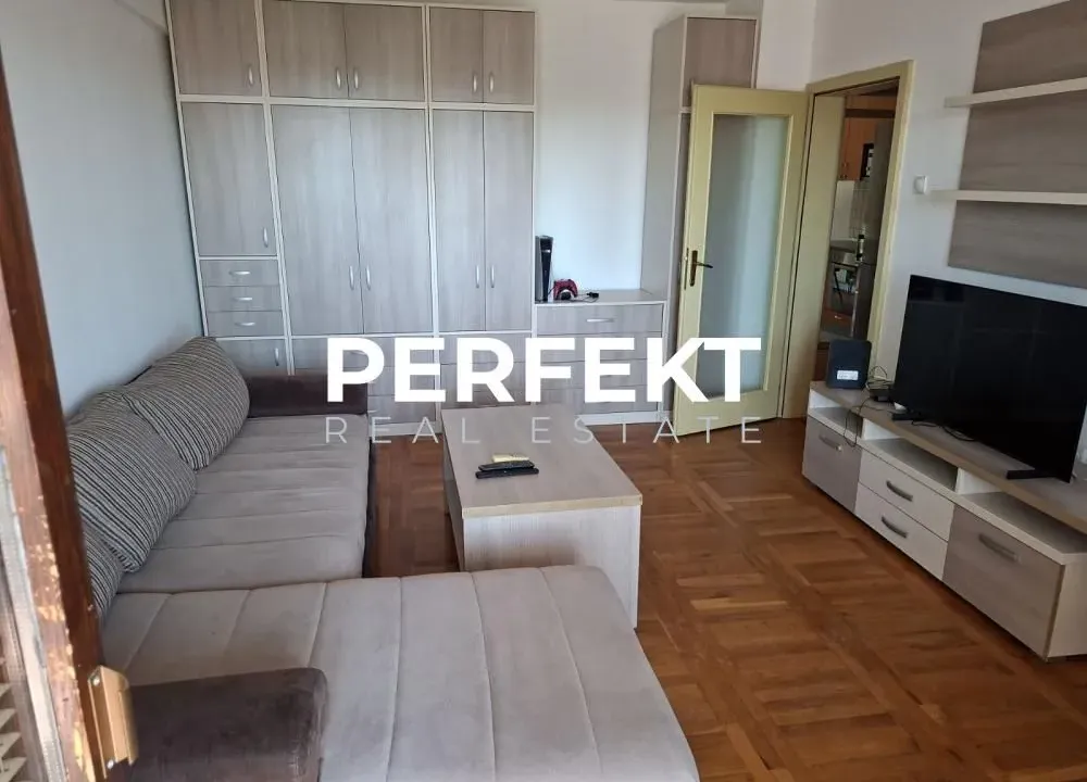 Sale, three bedroom apartment, 79m², Centar, Pančevo