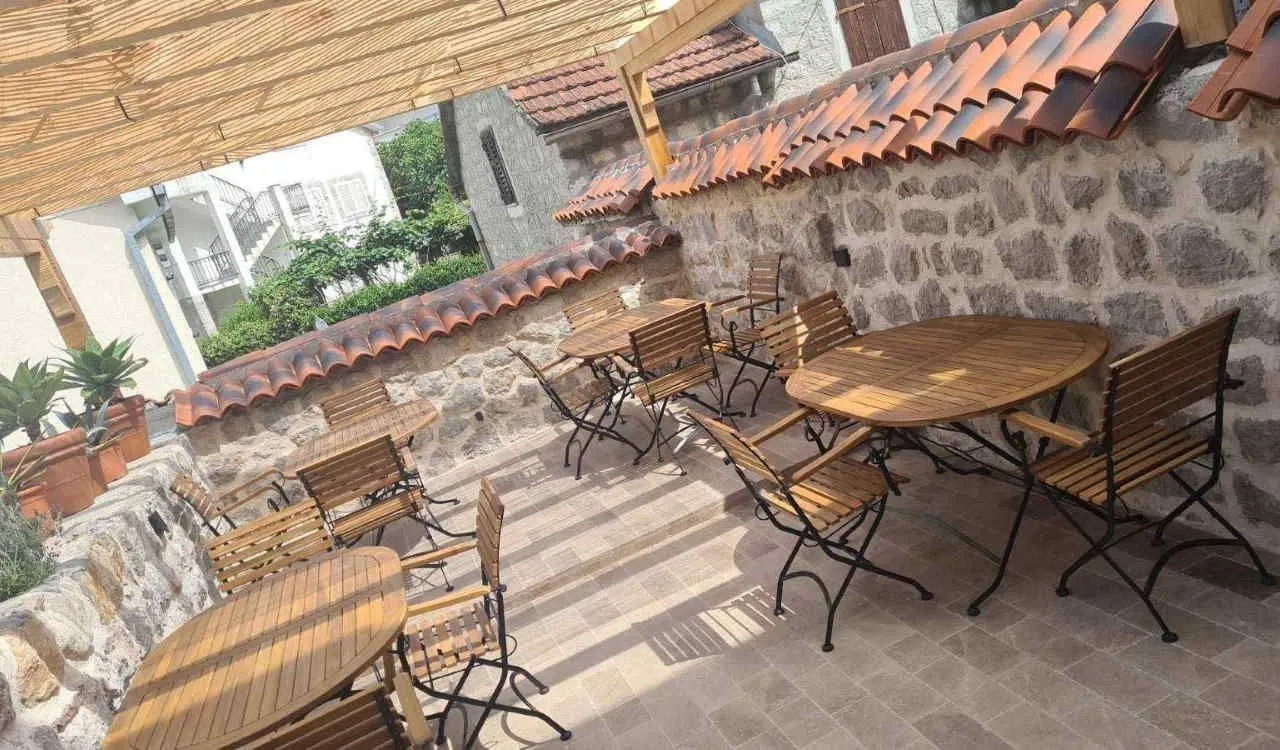 Sale, house, 320m², Risan, Kotor