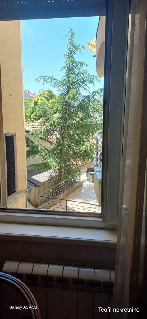 Prodaja, dvosoban stan, 58m², Vračar, Šid