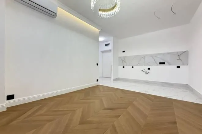 Prodaja, dvosoban stan, 43m², Južni Bulevar, Vračar Sve Podlokacije