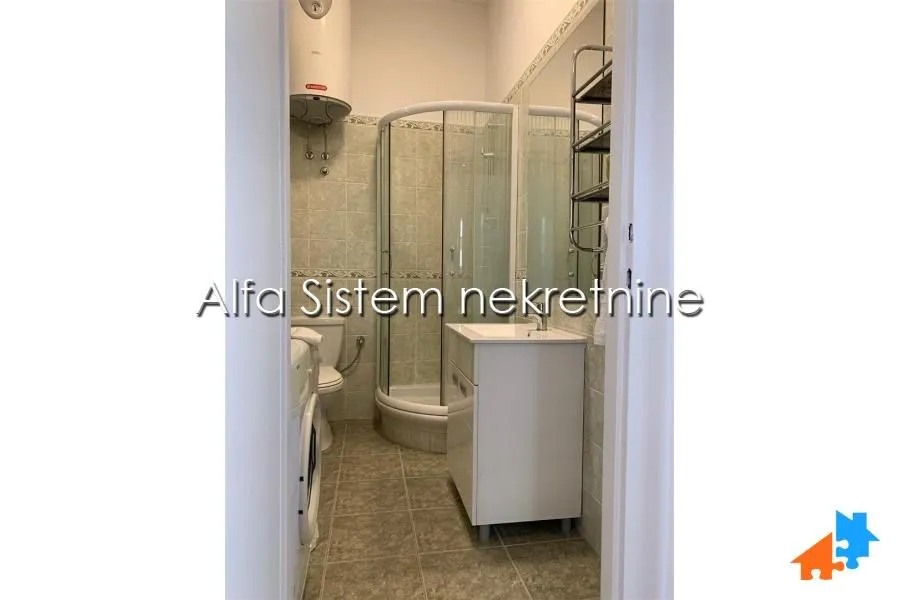Izdavanje, dvosoban stan, 56m², Vračar Centar, Vračar Sve Podlokacije
