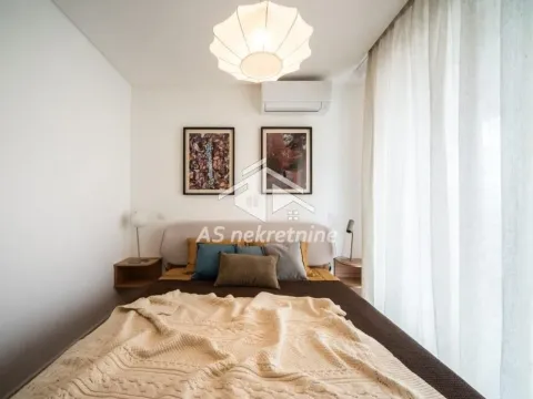 Izdavanje, trosoban stan, 100m², Vračar Sve Podlokacije, Beograd - image 21