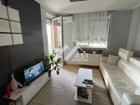 Rent, two bedroom apartment, 35m², Bulevar patrijarha Pavla, Novi Sad Sve Podlokacije - image 2